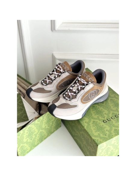 FashionStatement,GUCCI,IconicStyle,ItalianCraftsmanship,LuxuryFootwear,SNEAKER