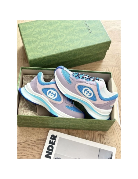 FashionStatement,GUCCI,IconicStyle,ItalianCraftsmanship,LuxuryFootwear,SNEAKER