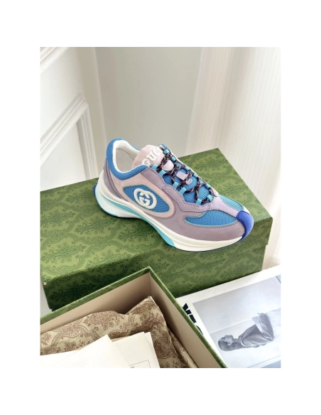 FashionStatement,GUCCI,IconicStyle,ItalianCraftsmanship,LuxuryFootwear,SNEAKER