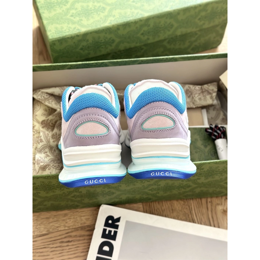 FashionStatement,GUCCI,IconicStyle,ItalianCraftsmanship,LuxuryFootwear,SNEAKER