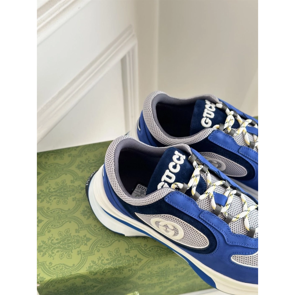 FashionStatement,GUCCI,IconicStyle,ItalianCraftsmanship,LuxuryFootwear,SNEAKER