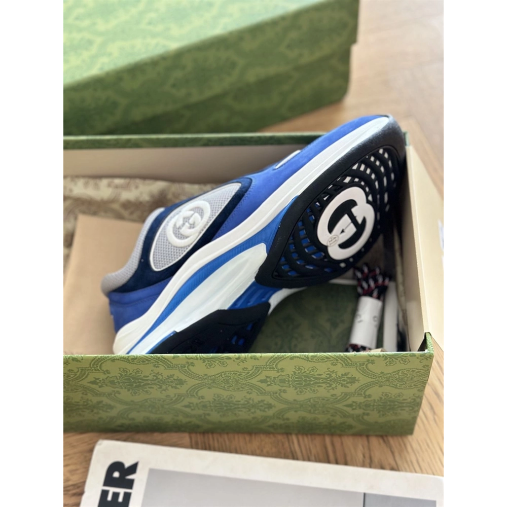 FashionStatement,GUCCI,IconicStyle,ItalianCraftsmanship,LuxuryFootwear,SNEAKER