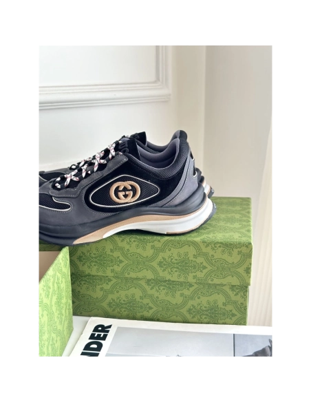 FashionStatement,GUCCI,IconicStyle,ItalianCraftsmanship,LuxuryFootwear,SNEAKER