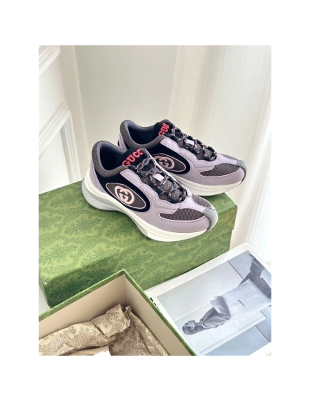 FashionStatement,GUCCI,IconicStyle,ItalianCraftsmanship,LuxuryFootwear,SNEAKER