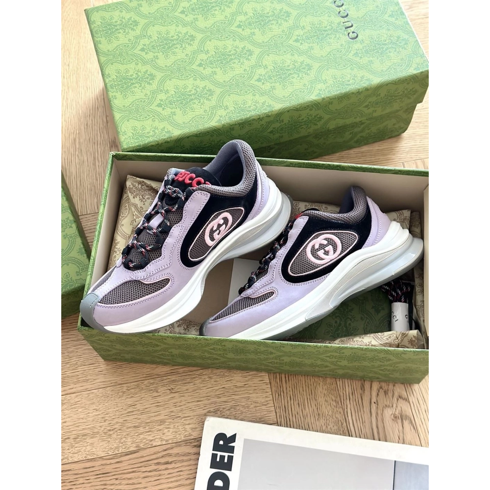 FashionStatement,GUCCI,IconicStyle,ItalianCraftsmanship,LuxuryFootwear,SNEAKER