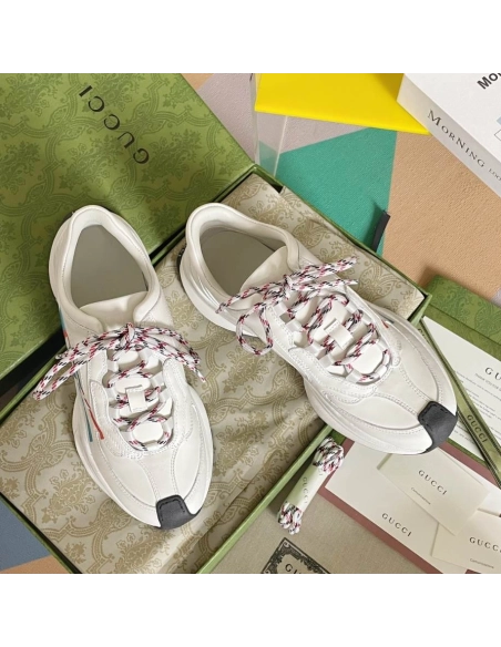 FashionStatement,GUCCI,IconicStyle,ItalianCraftsmanship,LuxuryFootwear,SNEAKER