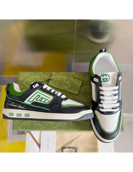 FashionStatement,GUCCI,IconicStyle,ItalianCraftsmanship,LuxuryFootwear,SNEAKER