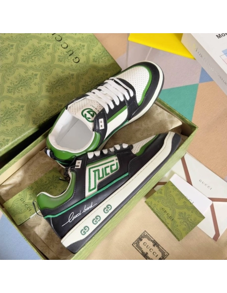 FashionStatement,GUCCI,IconicStyle,ItalianCraftsmanship,LuxuryFootwear,SNEAKER