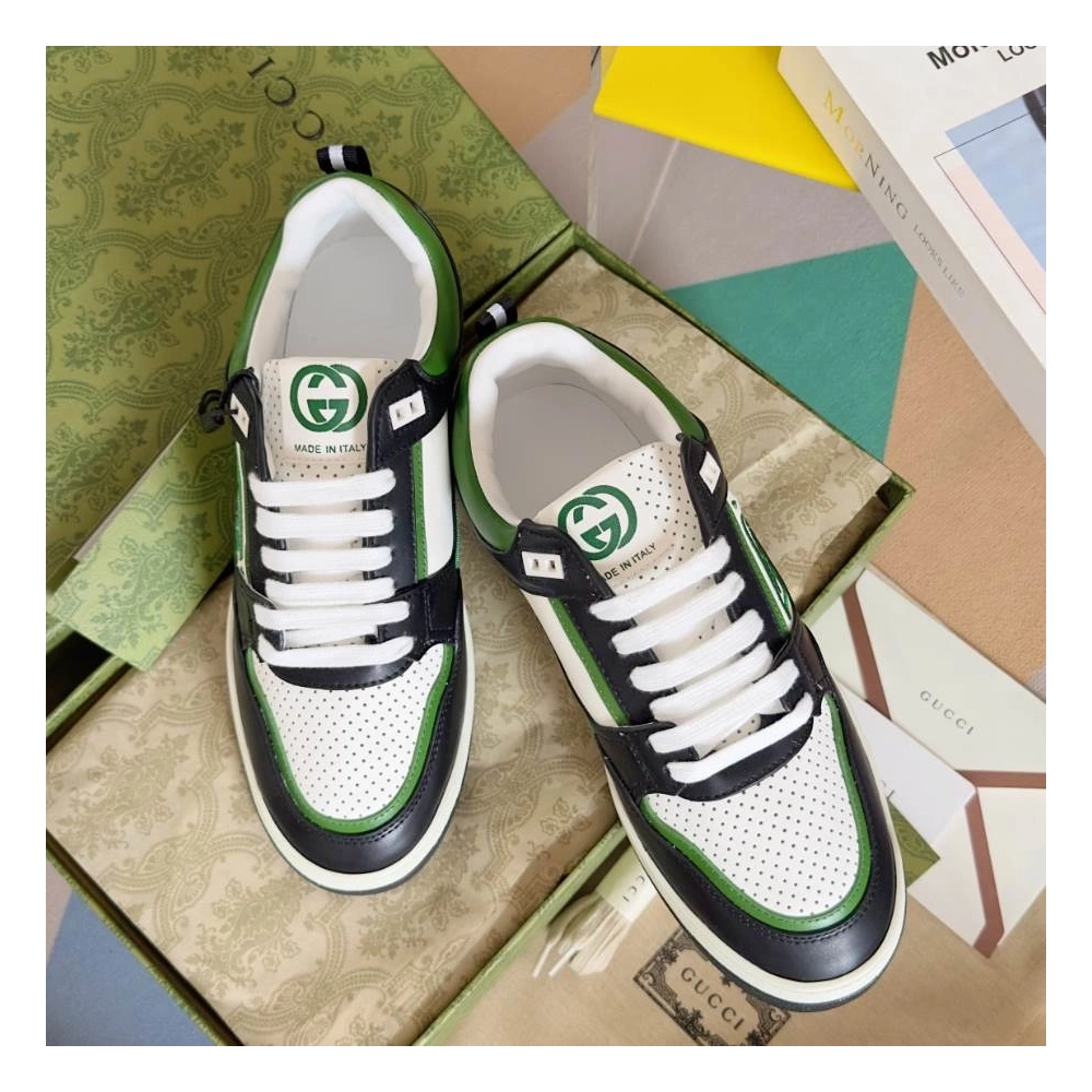 FashionStatement,GUCCI,IconicStyle,ItalianCraftsmanship,LuxuryFootwear,SNEAKER