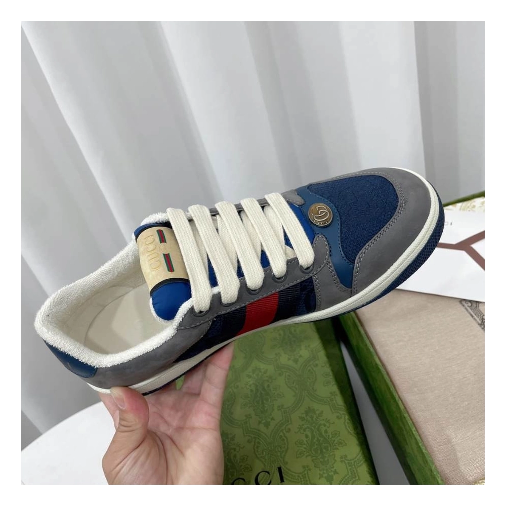 FashionStatement,GUCCI,IconicStyle,ItalianCraftsmanship,LuxuryFootwear,SNEAKER