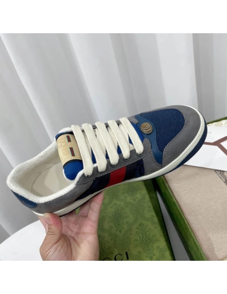 FashionStatement,GUCCI,IconicStyle,ItalianCraftsmanship,LuxuryFootwear,SNEAKER