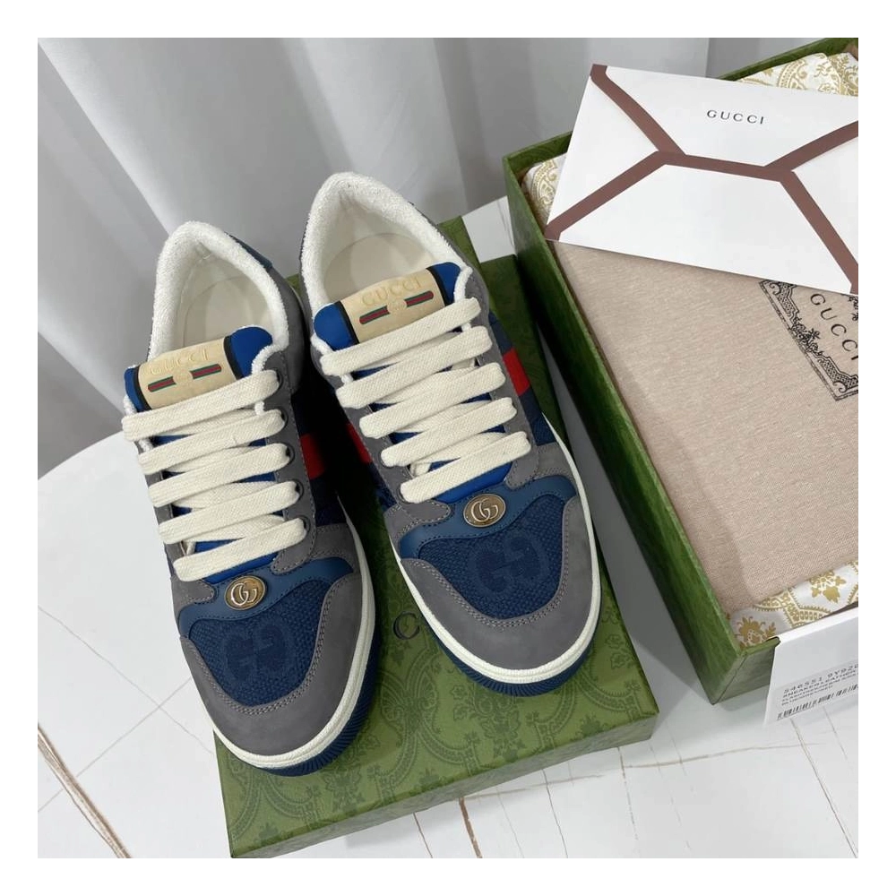 FashionStatement,GUCCI,IconicStyle,ItalianCraftsmanship,LuxuryFootwear,SNEAKER