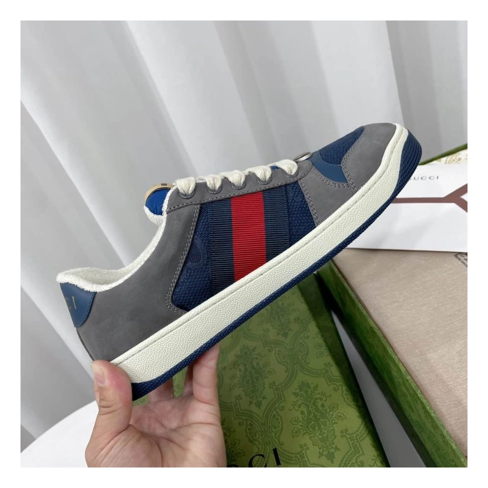 FashionStatement,GUCCI,IconicStyle,ItalianCraftsmanship,LuxuryFootwear,SNEAKER