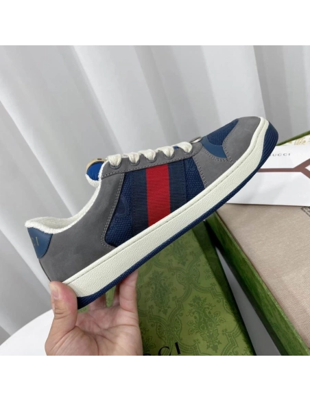 FashionStatement,GUCCI,IconicStyle,ItalianCraftsmanship,LuxuryFootwear,SNEAKER