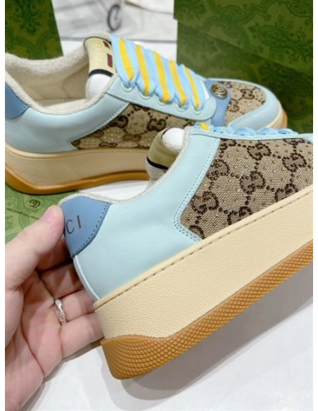 FashionStatement,GUCCI,IconicStyle,ItalianCraftsmanship,LuxuryFootwear,SNEAKER
