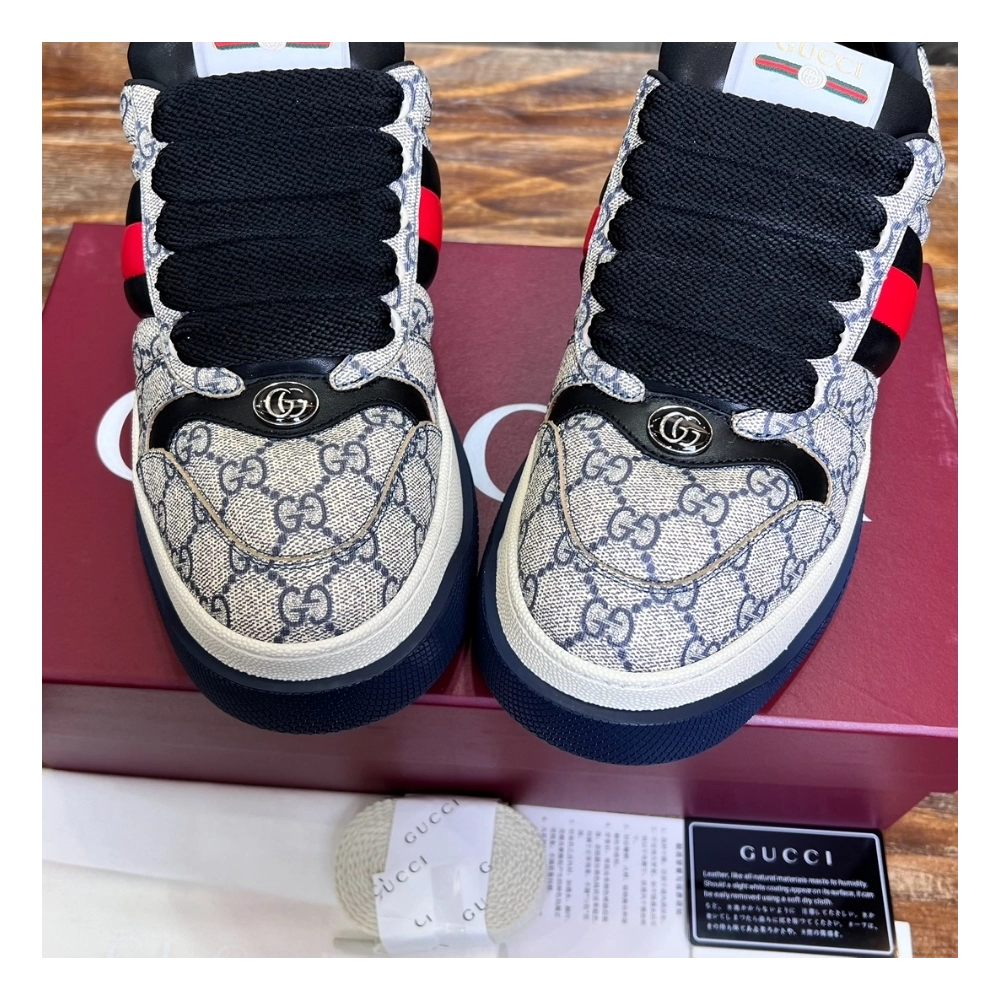 FashionStatement,GUCCI,IconicStyle,ItalianCraftsmanship,LuxuryFootwear,SNEAKER