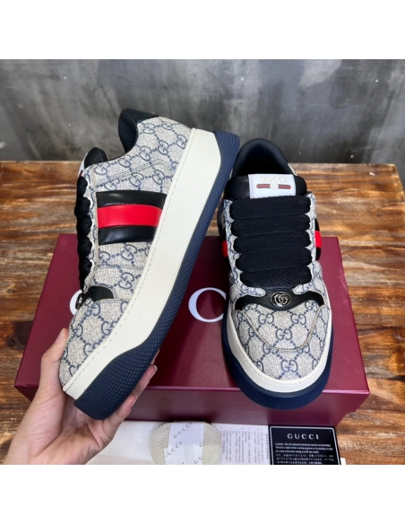 FashionStatement,GUCCI,IconicStyle,ItalianCraftsmanship,LuxuryFootwear,SNEAKER
