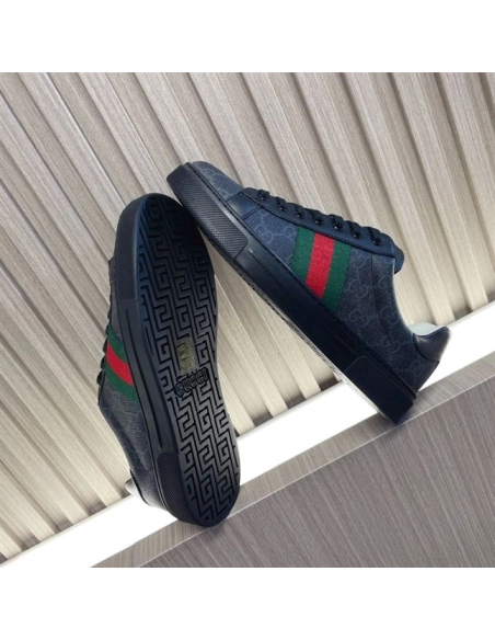 GUCCI,Lowtop,LuxuryFootwear,SNEAKER