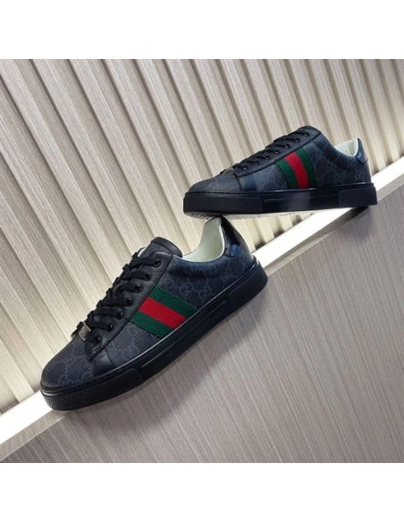 GUCCI,Lowtop,LuxuryFootwear,SNEAKER