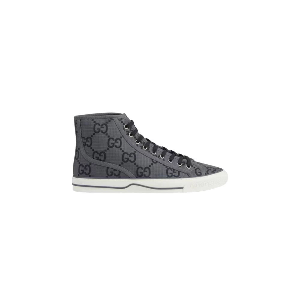 FashionStatement,GUCCI,IconicStyle,ItalianCraftsmanship,LuxuryFootwear,SNEAKER