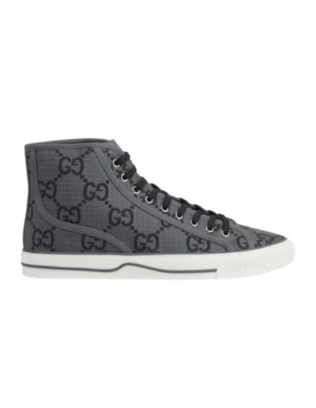 FashionStatement,GUCCI,IconicStyle,ItalianCraftsmanship,LuxuryFootwear,SNEAKER