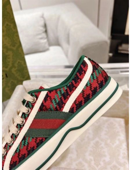GUCCI,Lowtop,LuxuryFootwear,SNEAKER