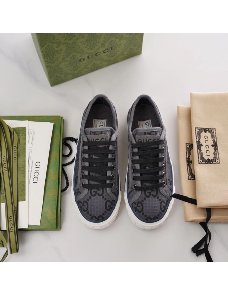GUCCI,Lowtop,LuxuryFootwear,SNEAKER