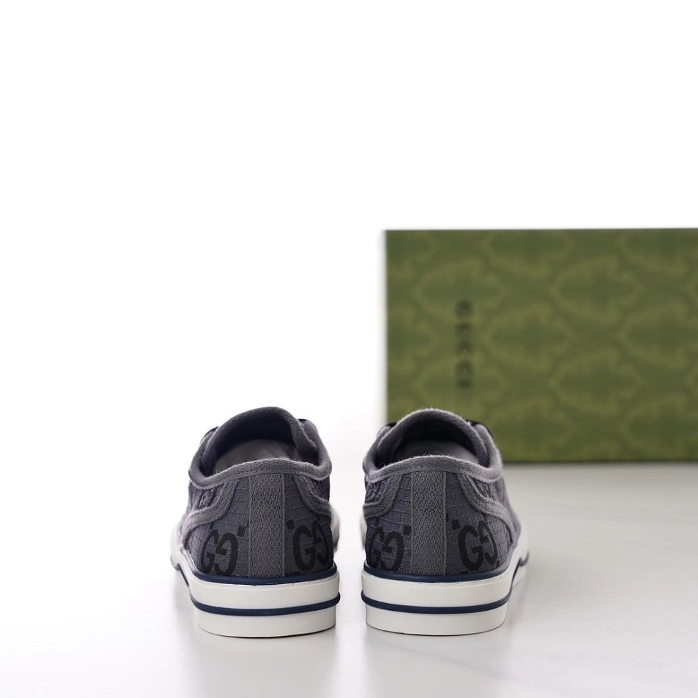 GUCCI,Lowtop,LuxuryFootwear,SNEAKER