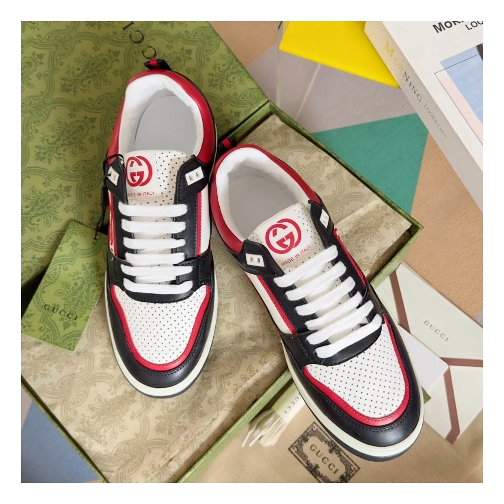 FashionStatement,GUCCI,IconicStyle,ItalianCraftsmanship,LuxuryFootwear,SNEAKER