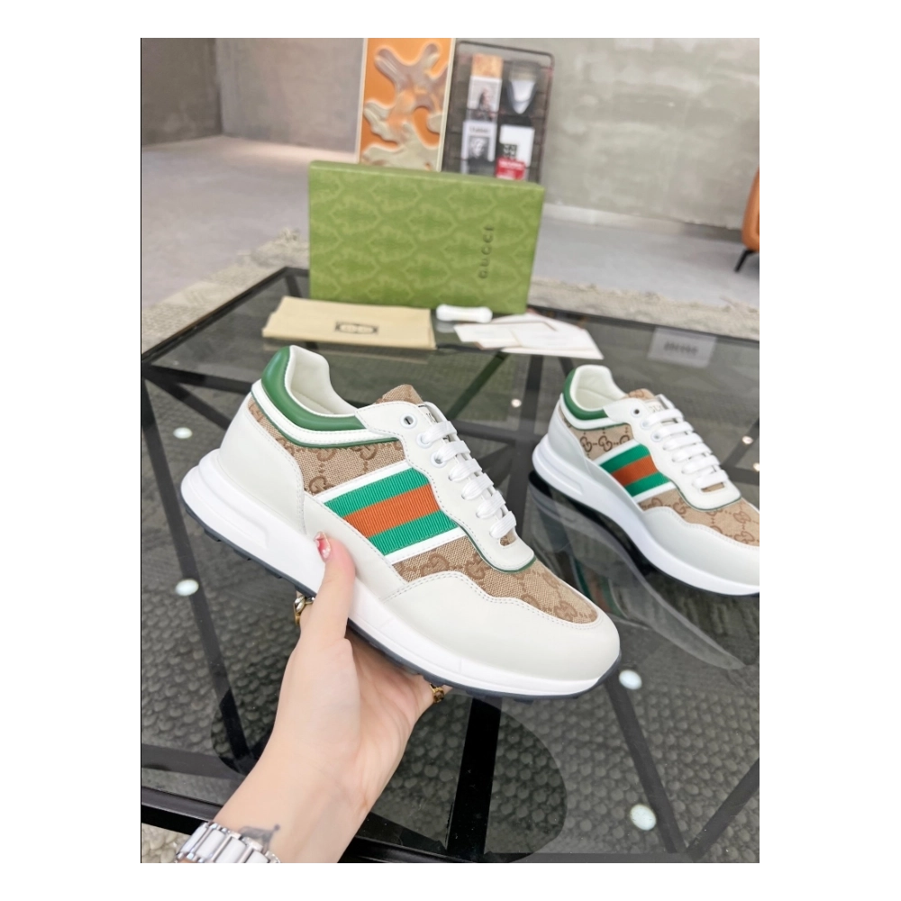 FashionStatement,GUCCI,IconicStyle,ItalianCraftsmanship,LuxuryFootwear,SNEAKER