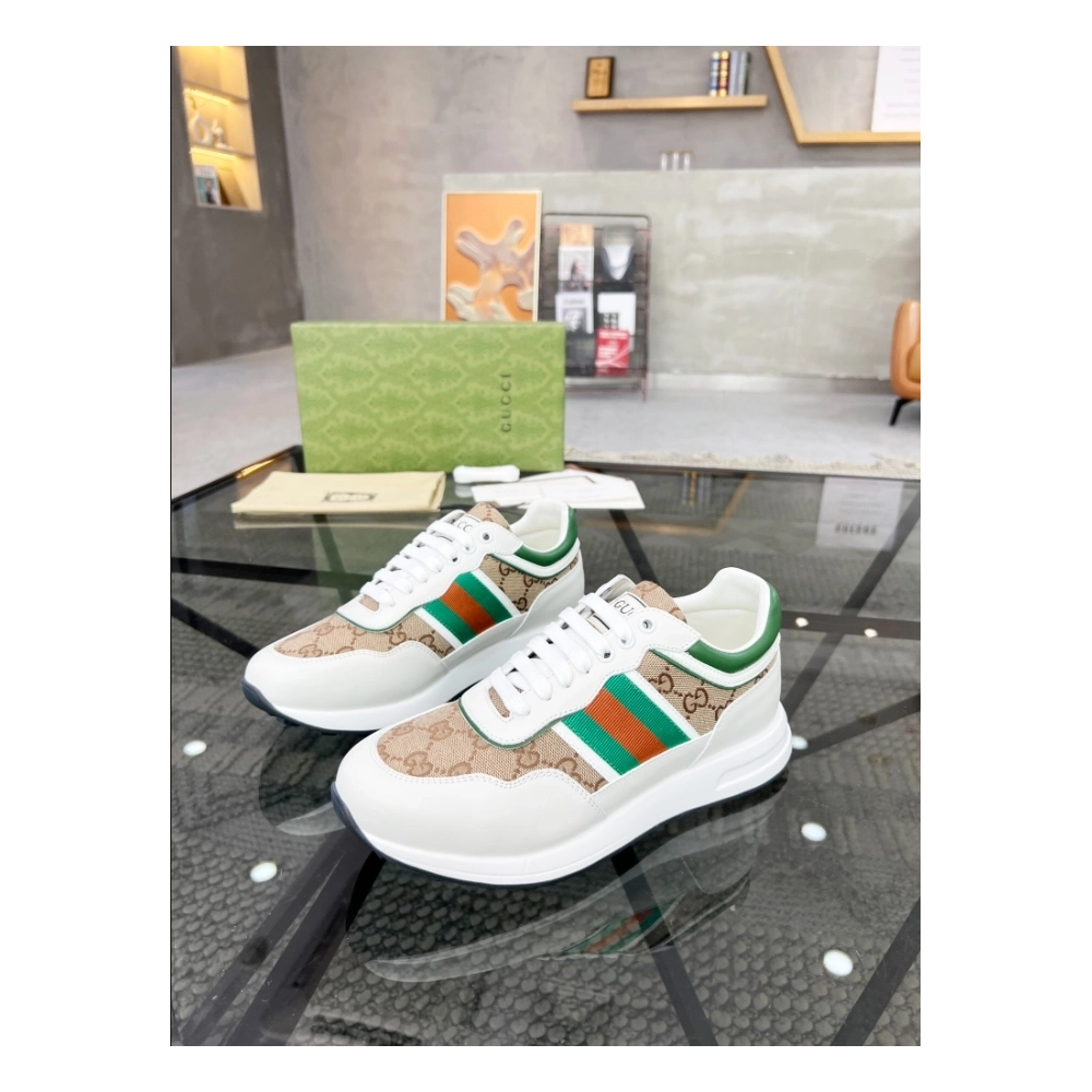 FashionStatement,GUCCI,IconicStyle,ItalianCraftsmanship,LuxuryFootwear,SNEAKER