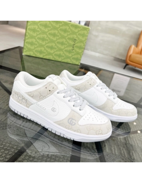 FashionStatement,GUCCI,IconicStyle,ItalianCraftsmanship,LuxuryFootwear,SNEAKER