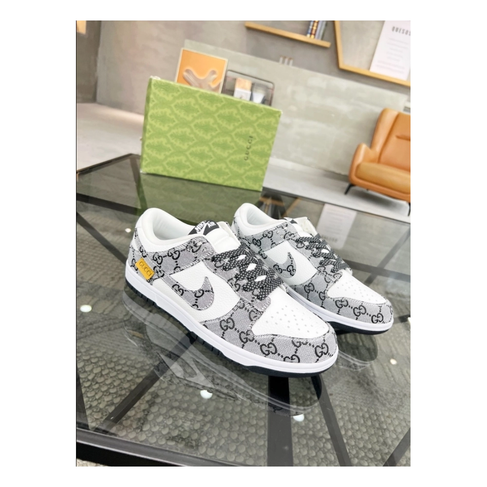 FashionStatement,GUCCI,IconicStyle,ItalianCraftsmanship,LuxuryFootwear,SNEAKER