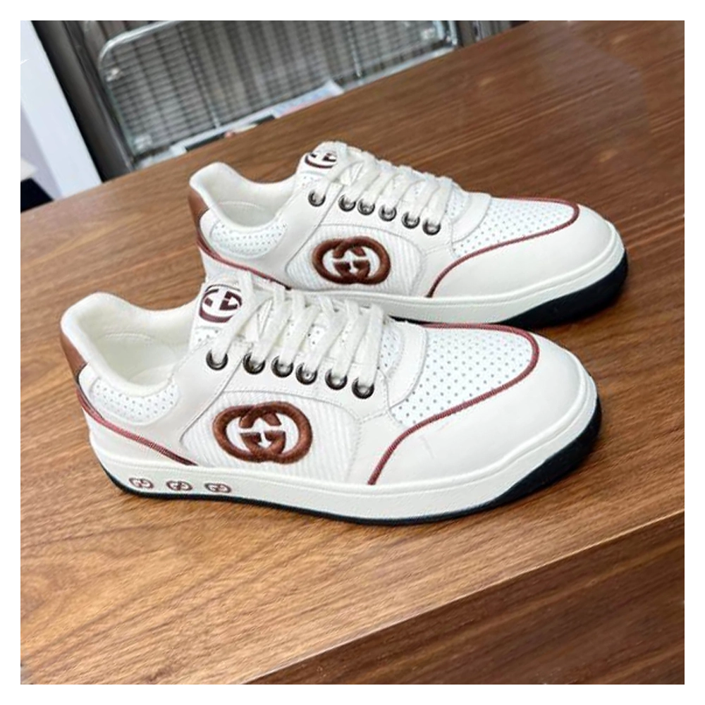 FashionStatement,GUCCI,IconicStyle,ItalianCraftsmanship,LuxuryFootwear,SNEAKER
