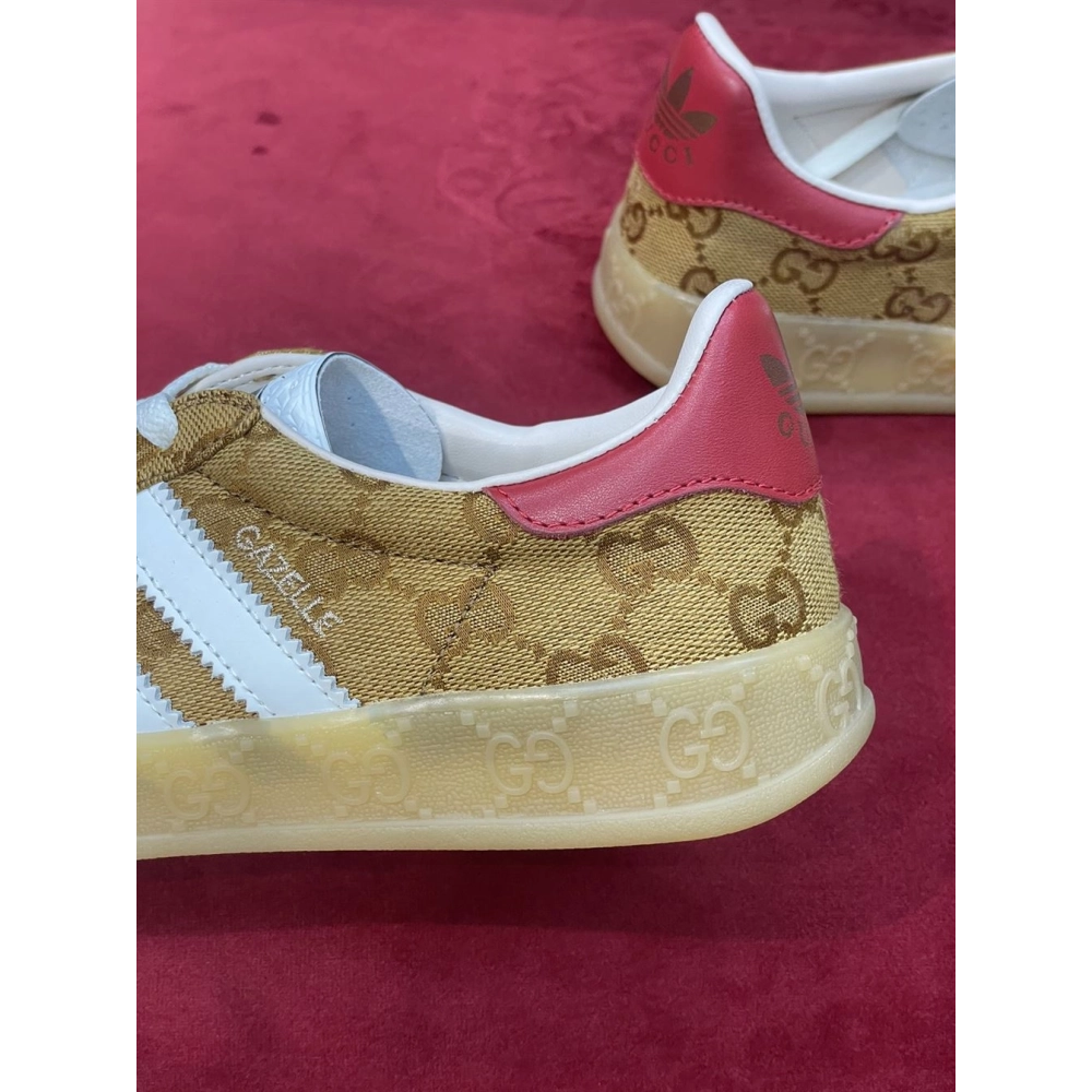 GUCCI,Lowtop,LuxuryFootwear,SNEAKER
