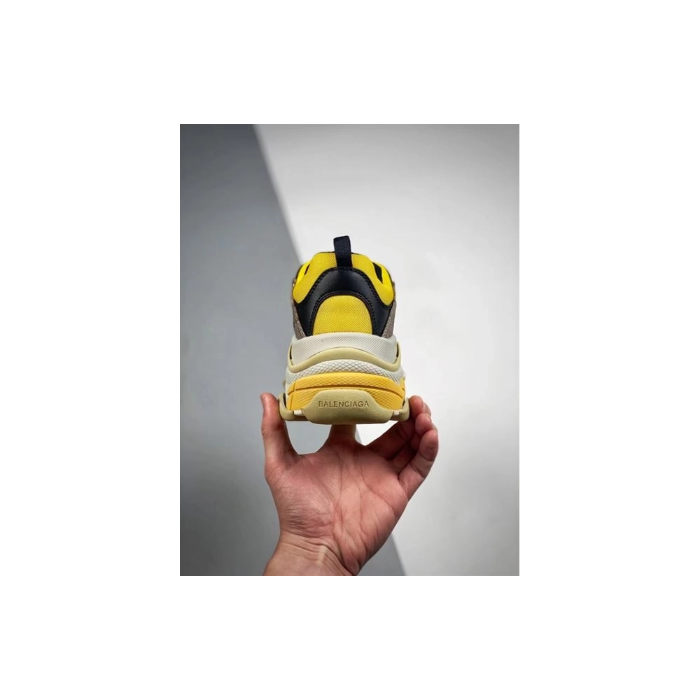 GUCCI,GucciBalenciaga,Sneakers,TripleS