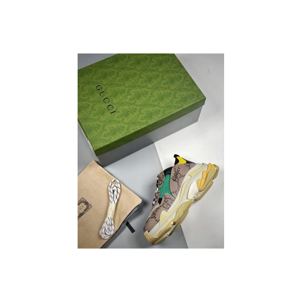FashionStatement,GUCCI,IconicStyle,ItalianCraftsmanship,LuxuryFootwear,SNEAKER