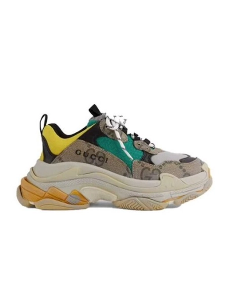 FashionStatement,GUCCI,IconicStyle,ItalianCraftsmanship,LuxuryFootwear,SNEAKER