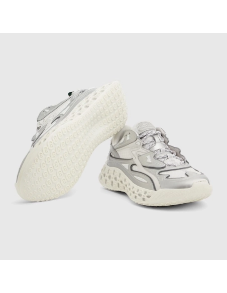 FashionStatement,FOOTWEAR,GUCCI,ItalianCraftsmanship,LuxuryFootwear,SHOES FOR MEN,Sneakers