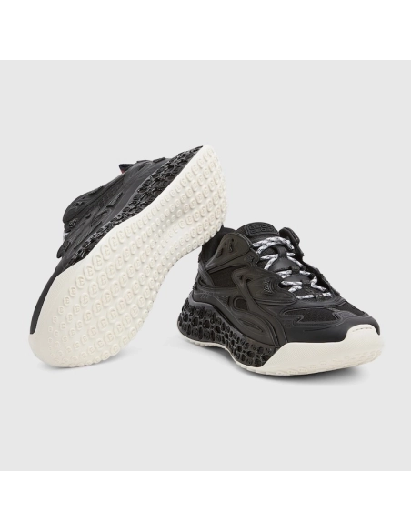 FashionStatement,FOOTWEAR,GUCCI,ItalianCraftsmanship,LuxuryFootwear,SHOES FOR MEN,Sneakers