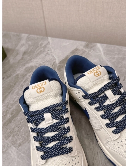 FashionStatement,GUCCI,IconicStyle,ItalianCraftsmanship,LuxuryFootwear,SNEAKER