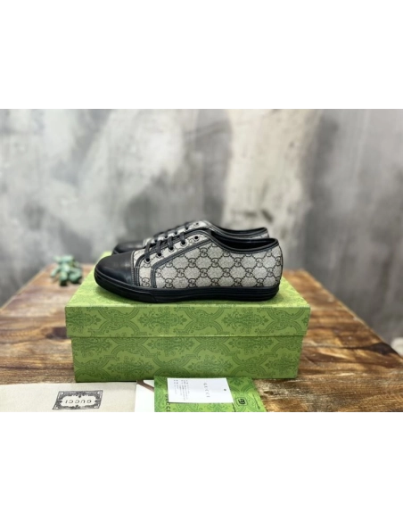 GUCCI,IconicStyle,LuxuryFootwear,SNEAKER