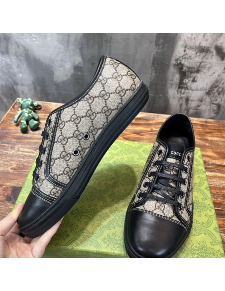 GUCCI,IconicStyle,LuxuryFootwear,SNEAKER