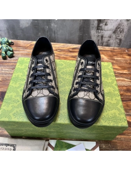 GUCCI,IconicStyle,LuxuryFootwear,SNEAKER