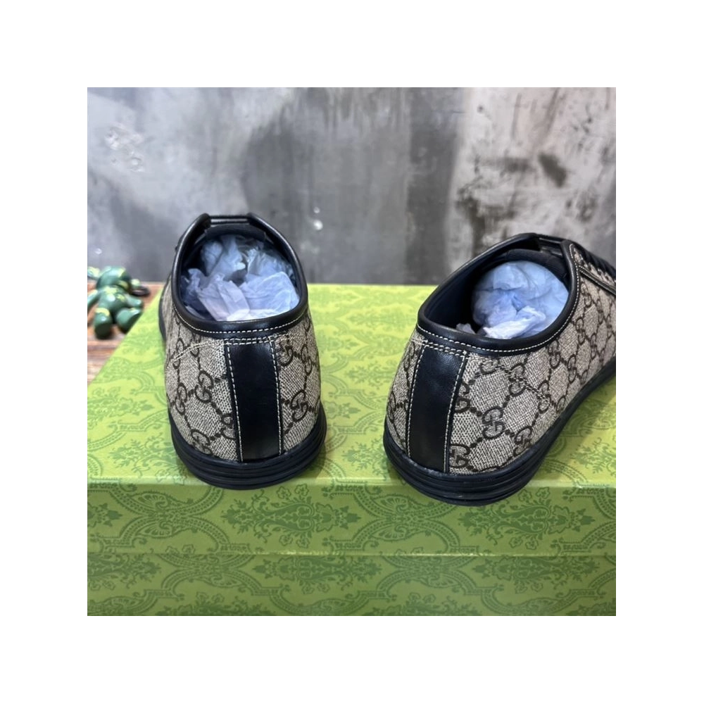 GUCCI,IconicStyle,LuxuryFootwear,SNEAKER