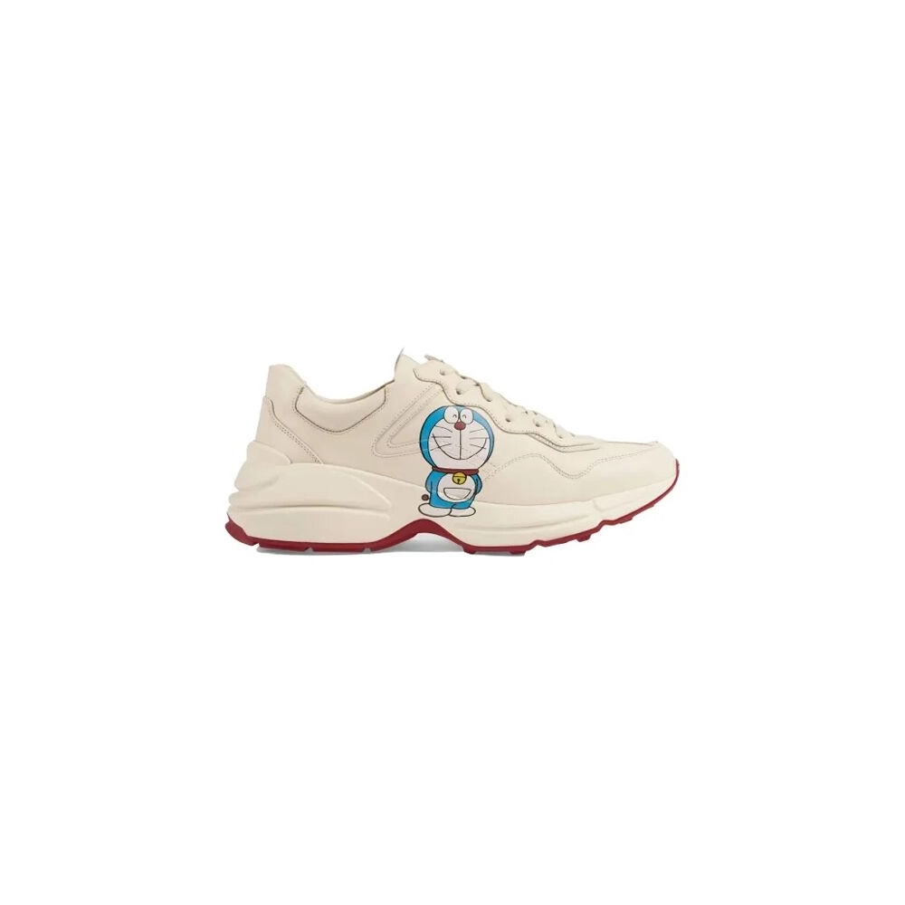 FashionStatement,GUCCI,IconicStyle,ItalianCraftsmanship,LuxuryFootwear,SNEAKER