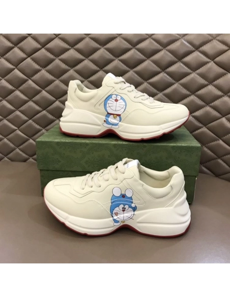FashionStatement,GUCCI,IconicStyle,ItalianCraftsmanship,LuxuryFootwear,SNEAKER