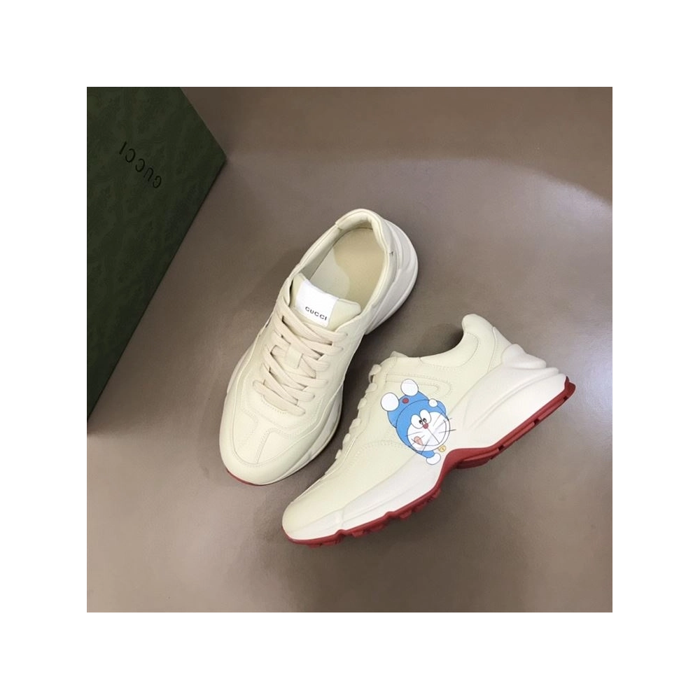 FashionStatement,GUCCI,IconicStyle,ItalianCraftsmanship,LuxuryFootwear,SNEAKER