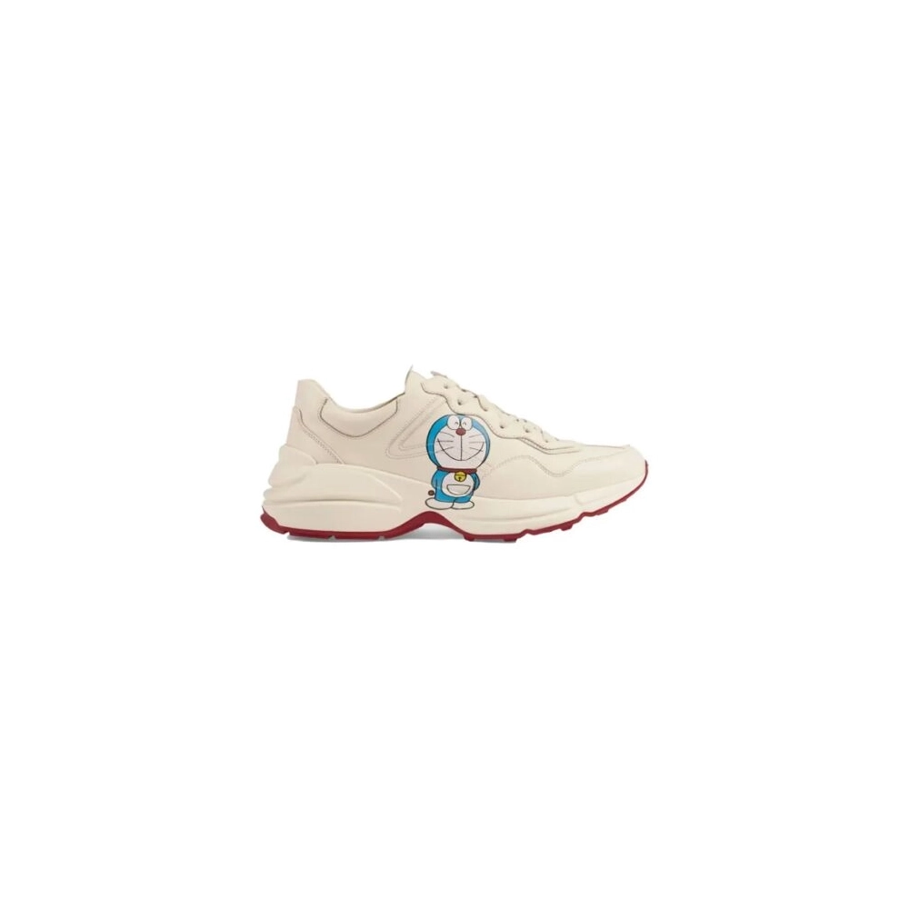 FashionStatement,GUCCI,IconicStyle,ItalianCraftsmanship,LuxuryFootwear,SNEAKER