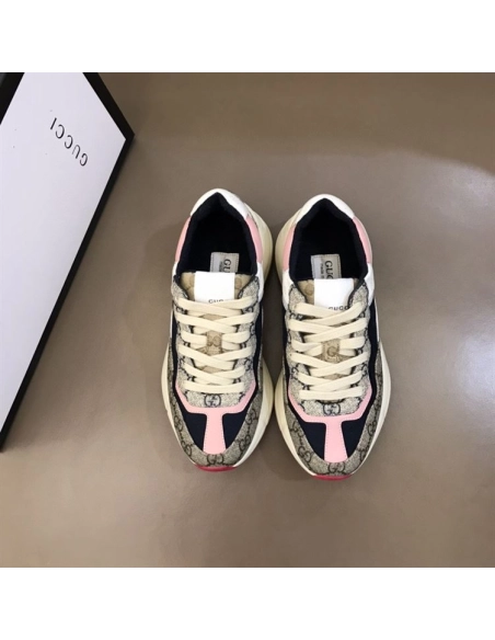 FashionStatement,GUCCI,IconicStyle,ItalianCraftsmanship,LuxuryFootwear,SNEAKER